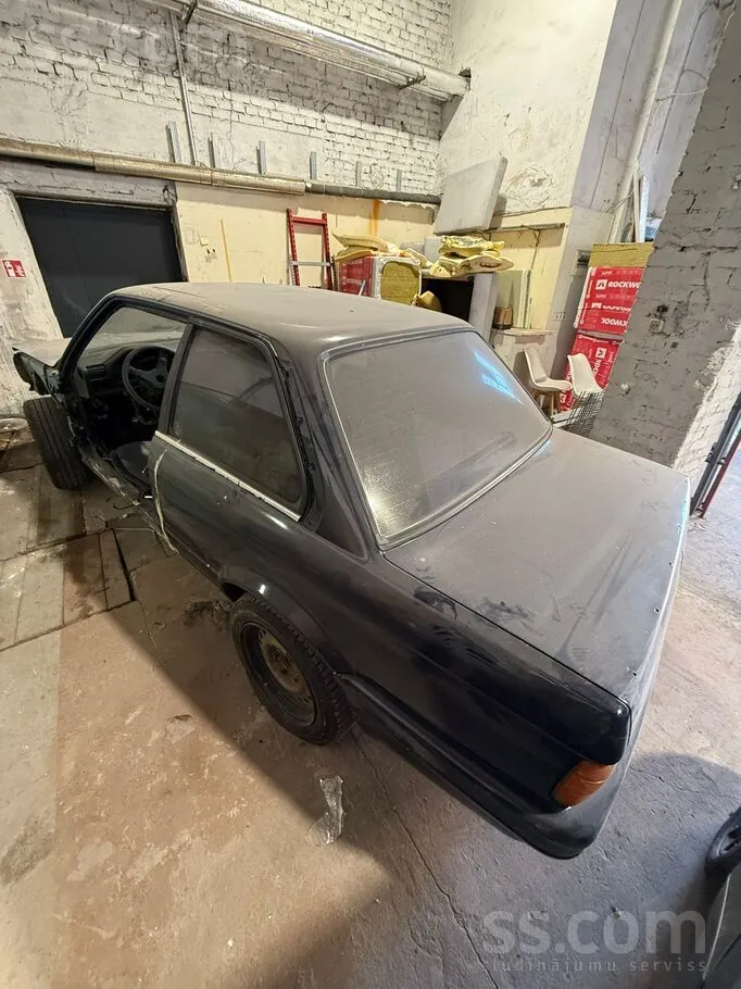 BMW 328 1989 photo 3