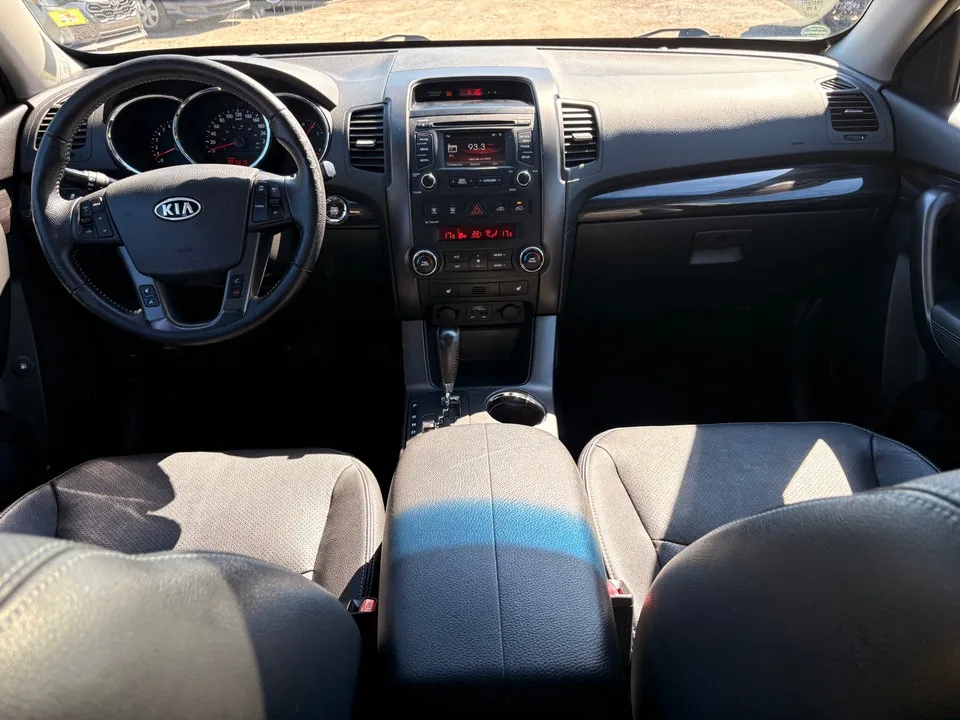 Kia Sorento 2013 photo 4