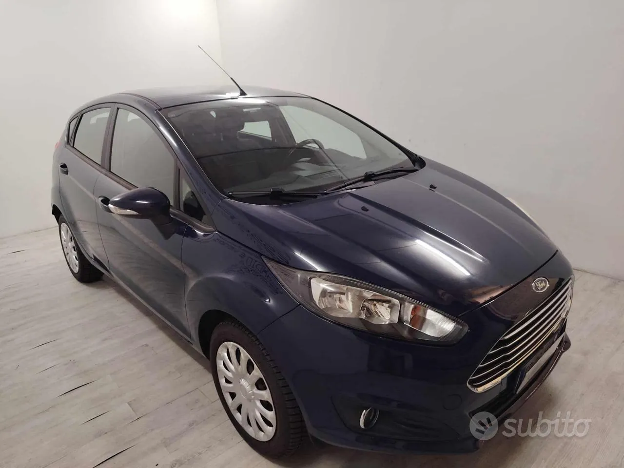 Ford Fiesta 2016 photo 2