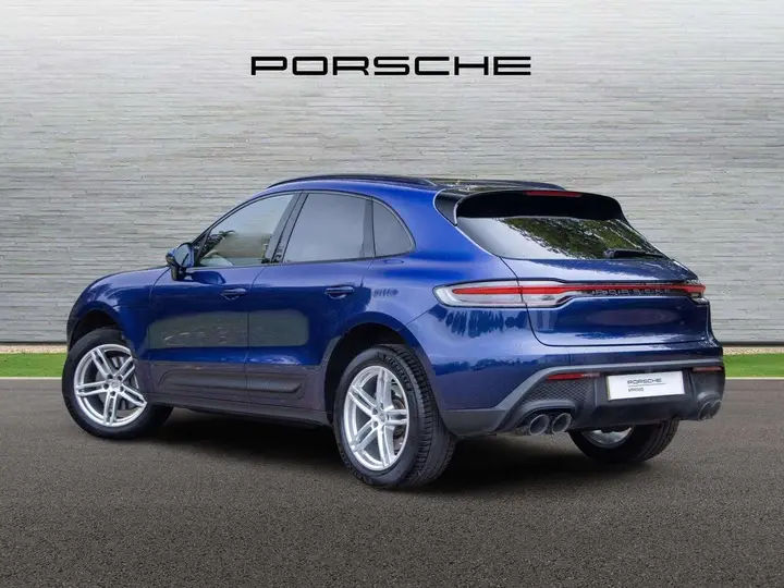Porsche Macan 2024 photo 2