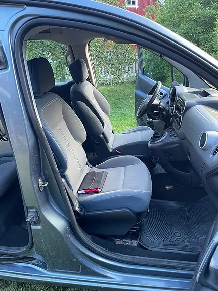 Citroen Berlingo 2010 photo 4