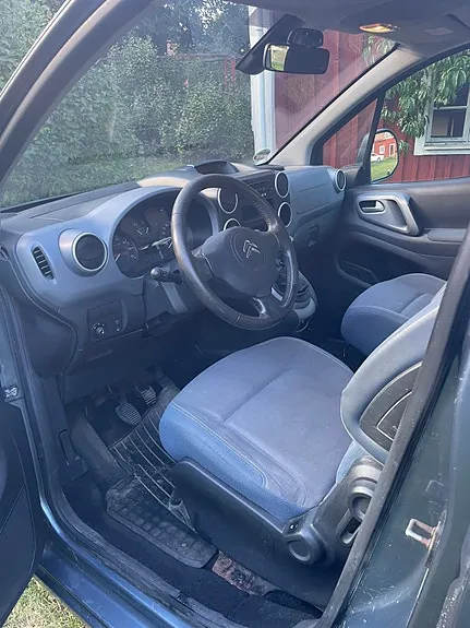 Citroen Berlingo 2010 photo 2