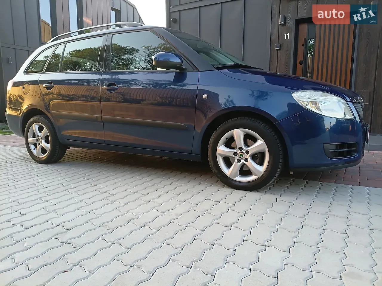 Skoda Fabia 2009 photo 5