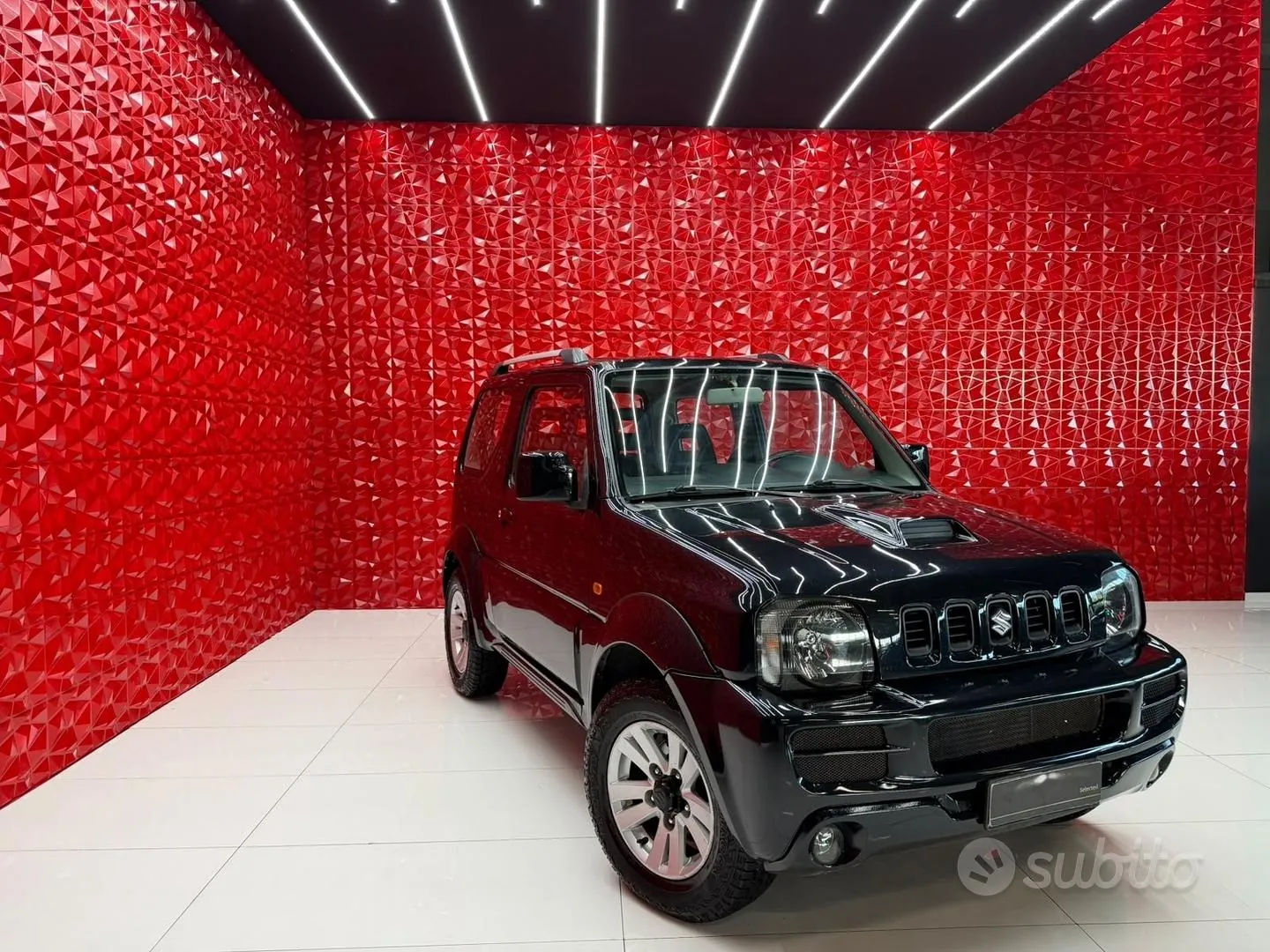 Suzuki Jimny 2010 photo 3