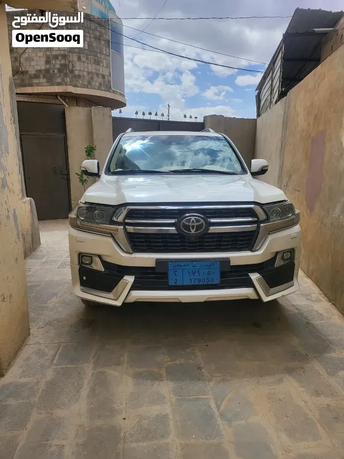 Toyota Land Cruiser 2017 photo 4