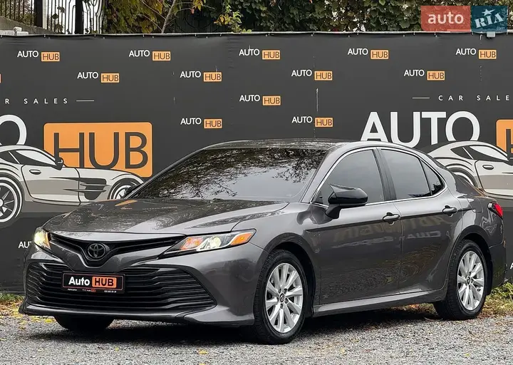 Toyota Camry 2019 photo 3
