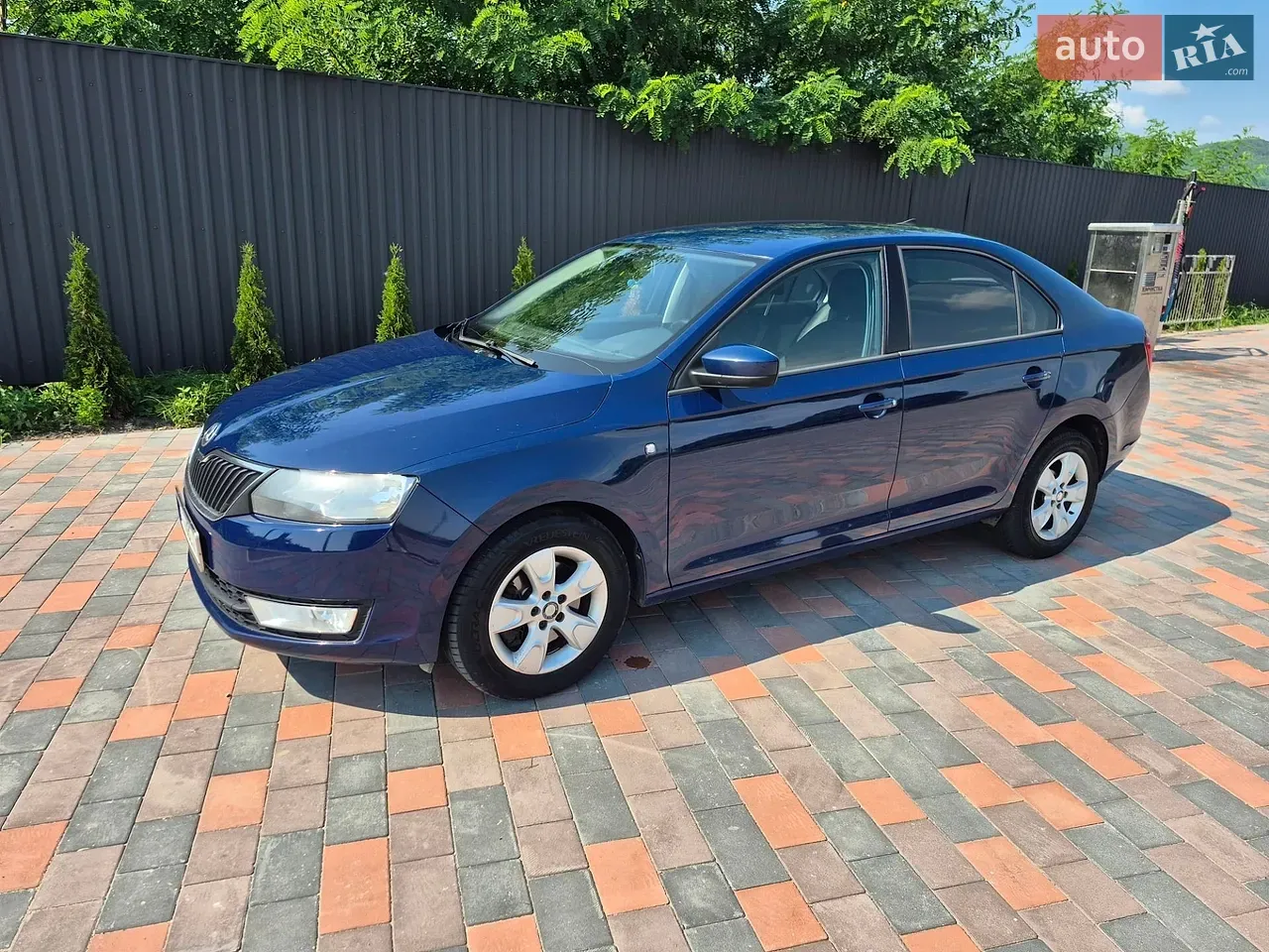 Skoda Rapid 2013 photo 4