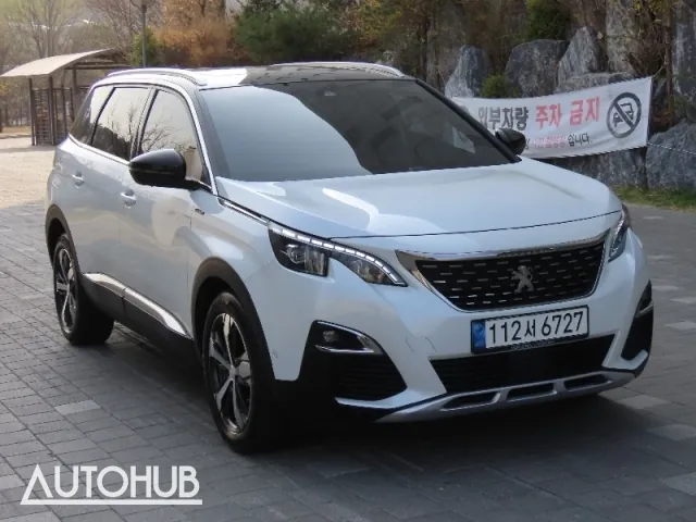 Peugeot 5008 2021 photo 2