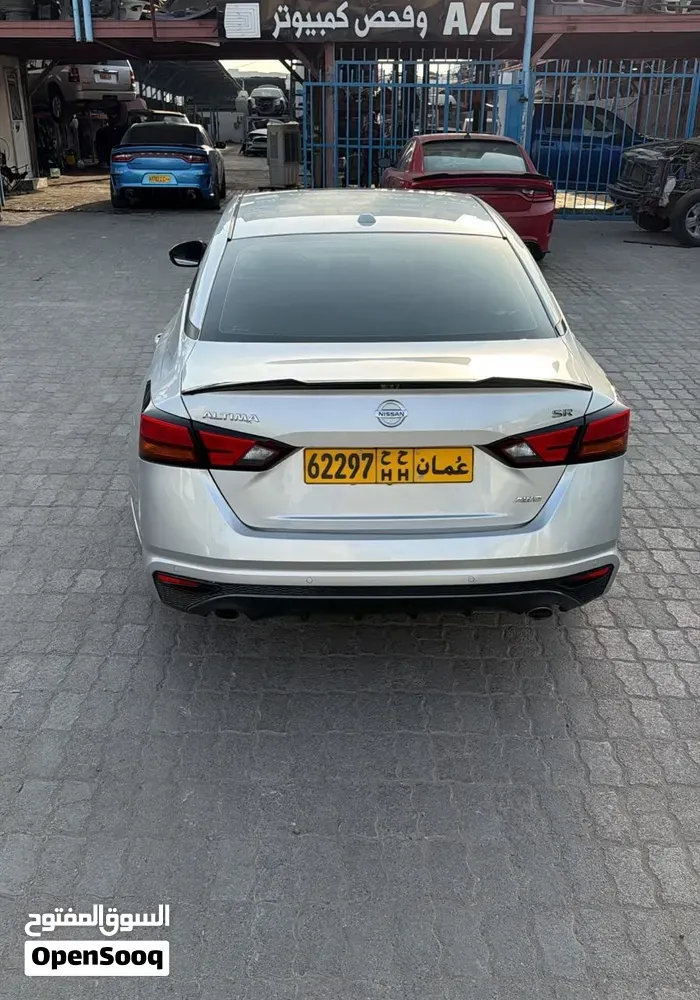 Nissan Altima