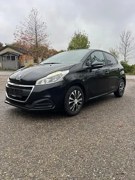 Peugeot 208 2016 photo 4