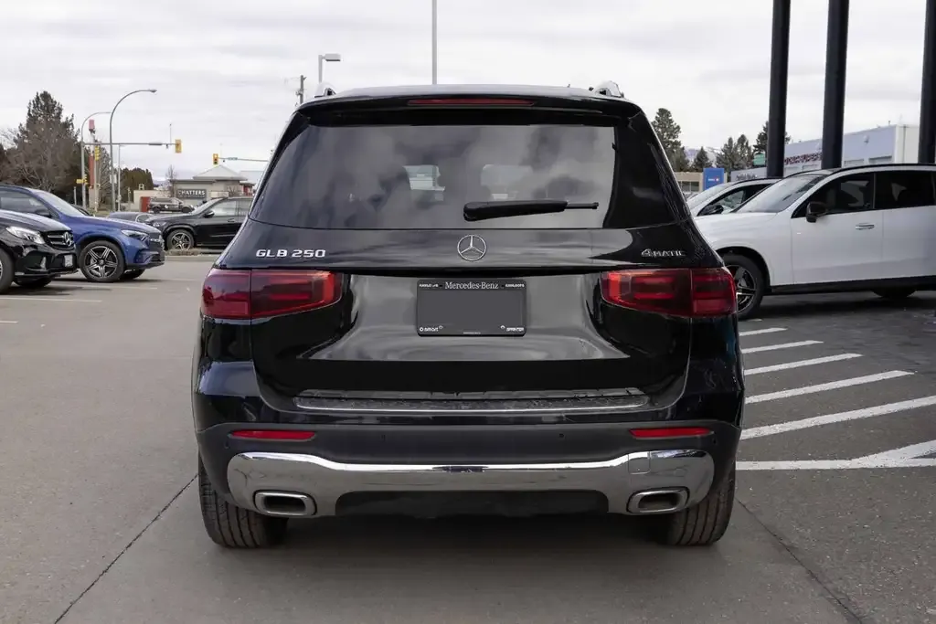 Mercedes-Benz Glb 2024 photo 4
