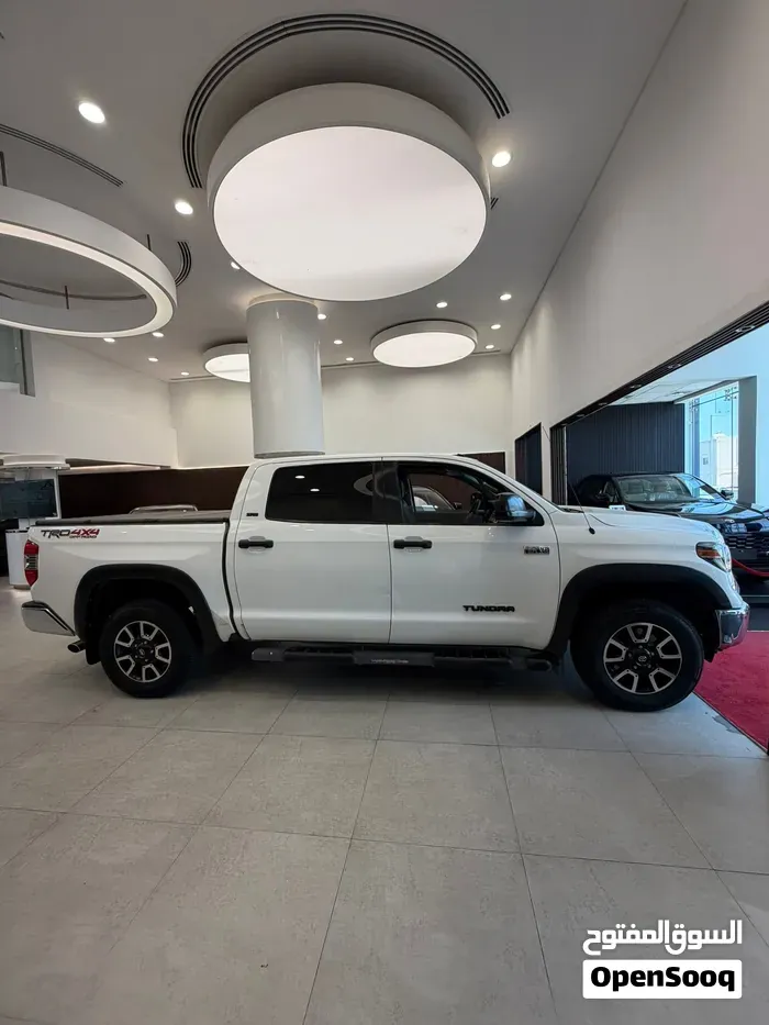 Toyota Tundra 2014 photo 2