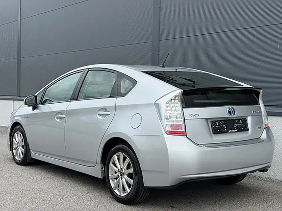 Toyota Prius 2013 photo 5
