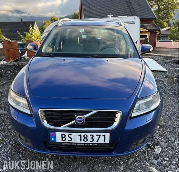 Volvo V50 2009 photo 2