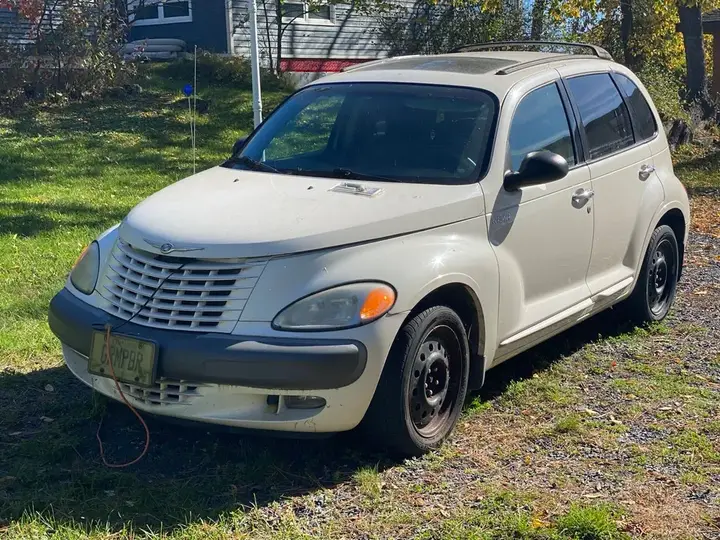 Chrysler Pt Cruiser 2001 photo 2