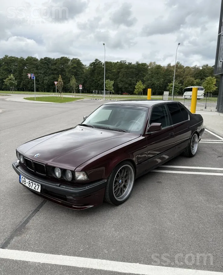BMW E32 730I 1993 photo 5