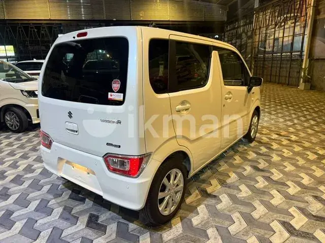 Suzuki Wagon R 2025 photo 3