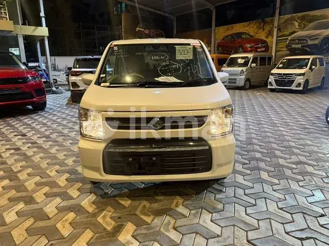 Suzuki Wagon R 2025 photo 2