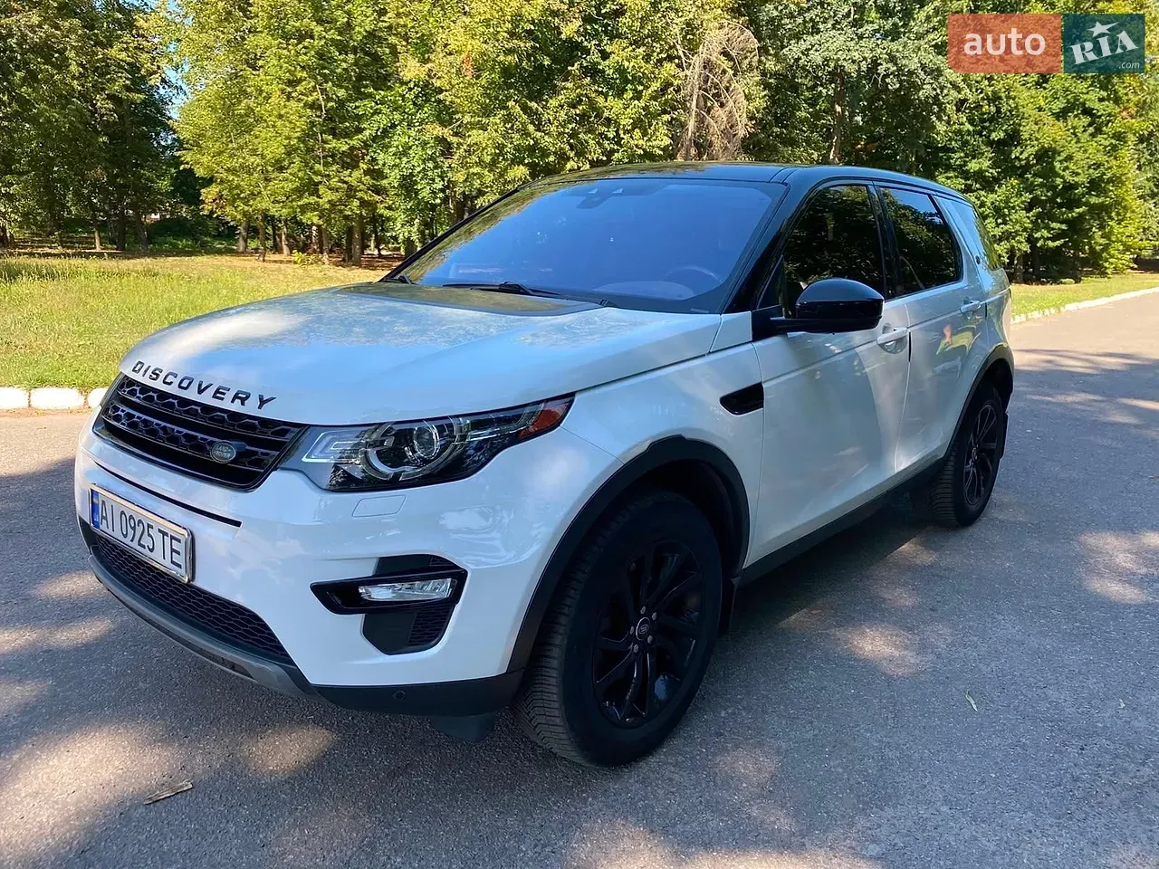 Land Rover Discovery Sport 2017 photo 5