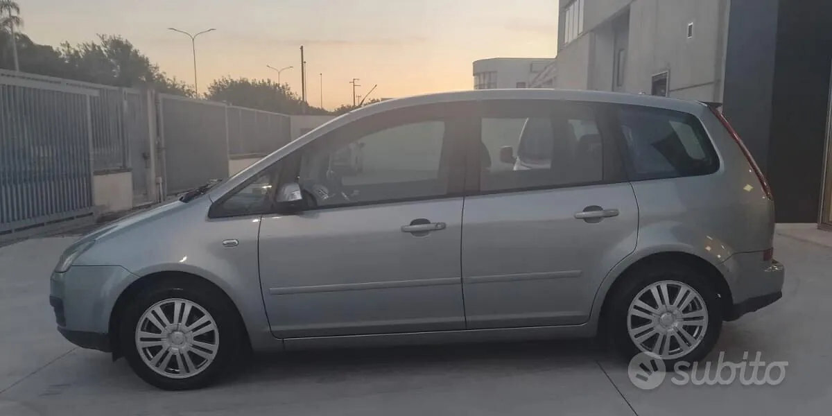Ford Focus C-Max 2004 photo 4