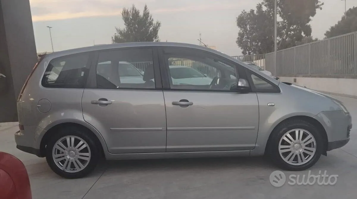 Ford Focus C-Max 2004 photo 5