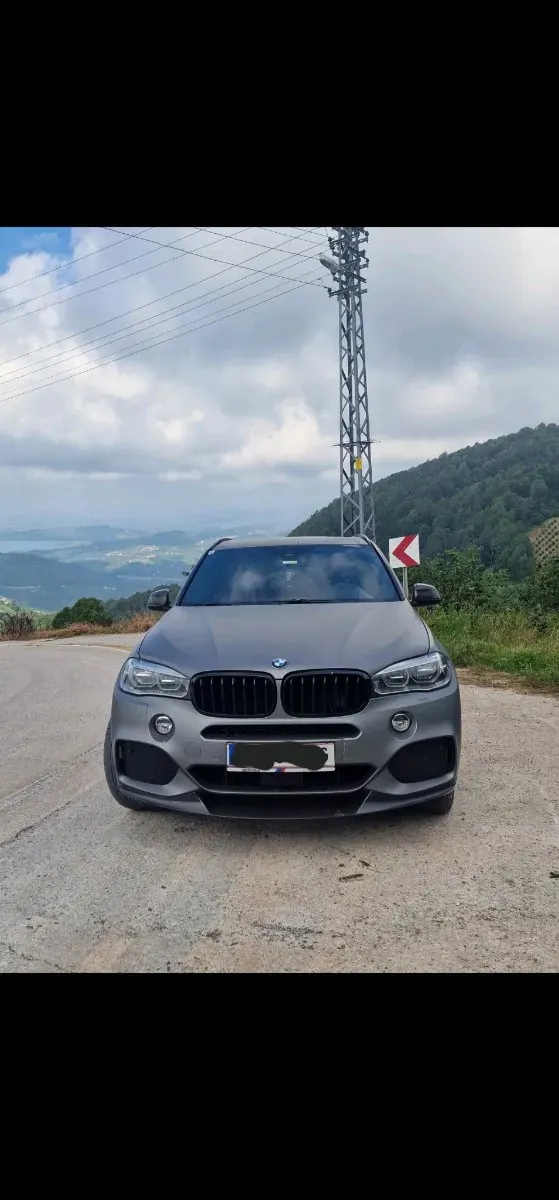 BMW X5 2015 photo 2