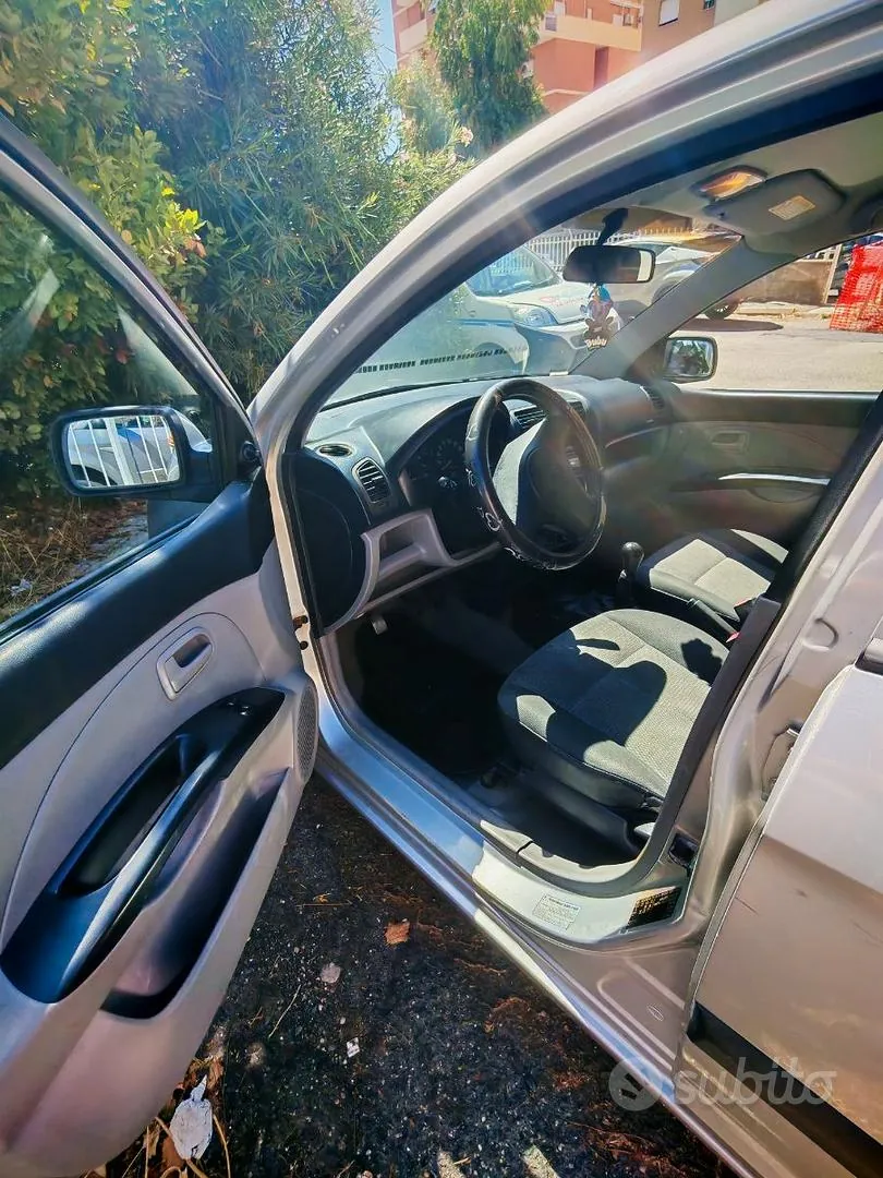Kia Picanto 2005 photo 3