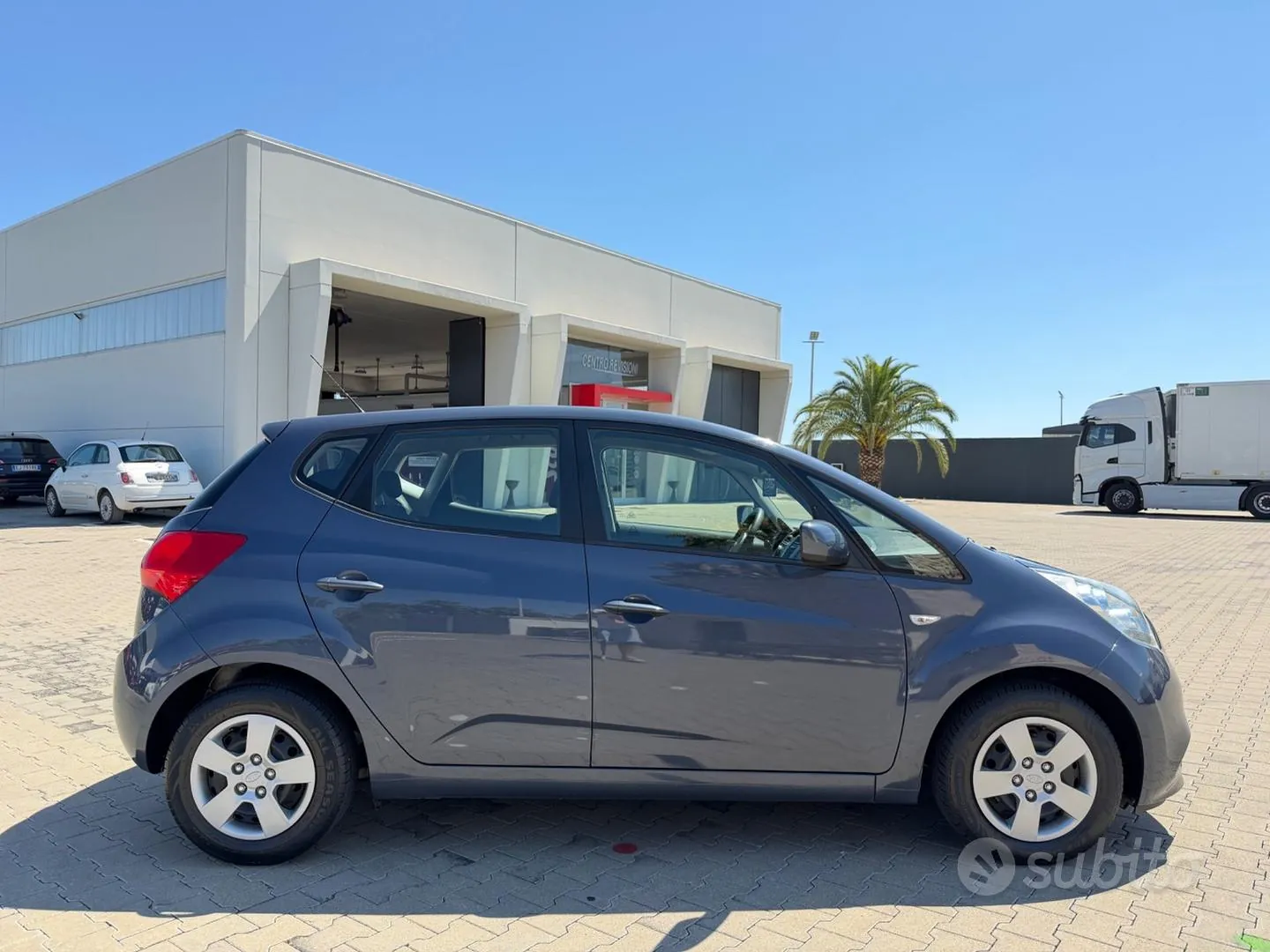 Kia Venga 2018 photo 4