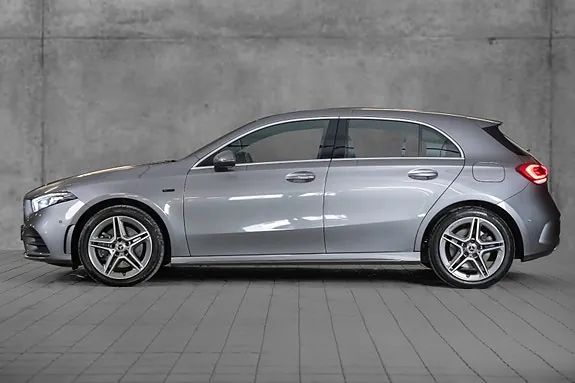 Mercedes-Benz A250 E 2020 photo 5