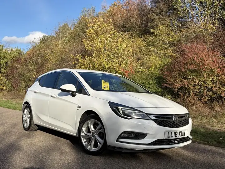 Vauxhall Astra 2018 photo 3