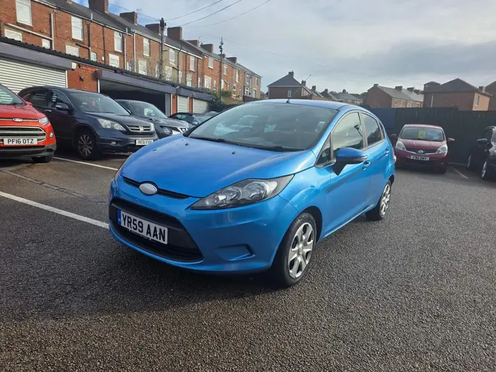 Ford Fiesta 2009 photo 3
