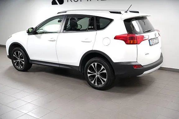 Toyota Rav4 2015 photo 5