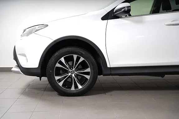Toyota Rav4 2015 photo 3