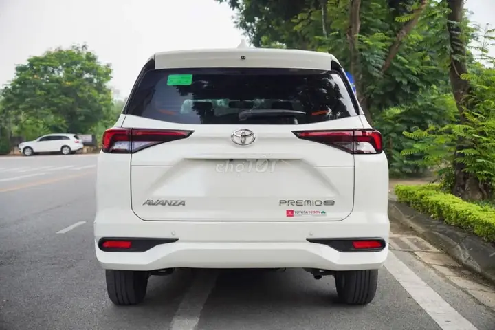 Toyota Avanza Premio 2023 photo 2