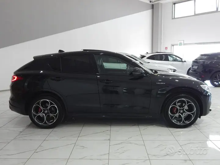 Alfa Romeo Stelvio 2022 photo 4