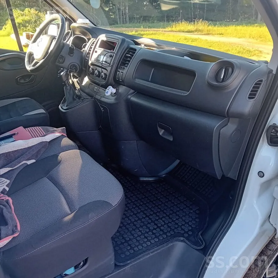 Renault Trafic 2020 photo 4
