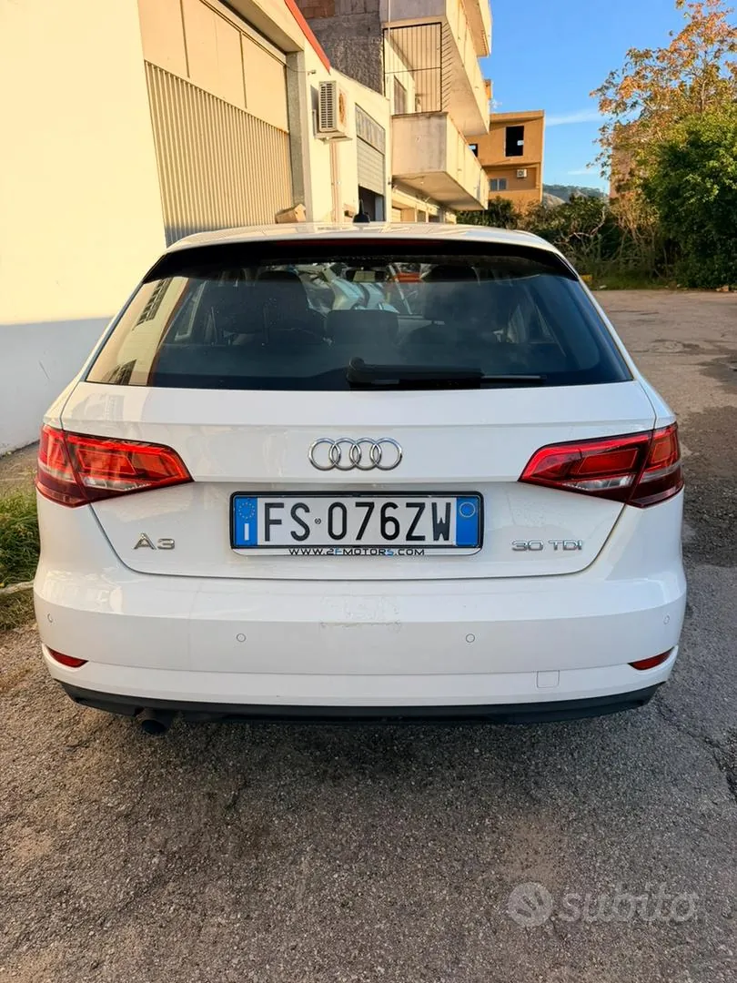 Audi A3 2018 photo 2