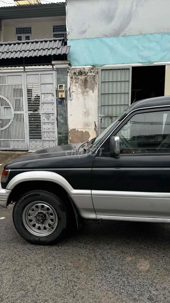 Mitsubishi Pajero 2003 photo 4