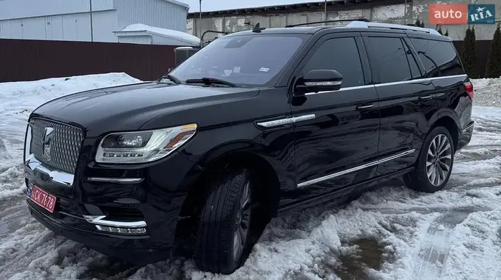 Lincoln Navigator