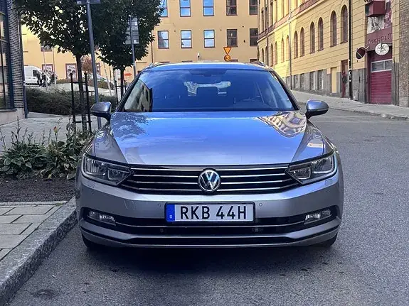 Volkswagen Passat 2019 photo 2