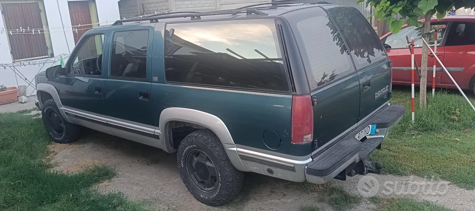 Chevrolet Suburban 1993 photo 3