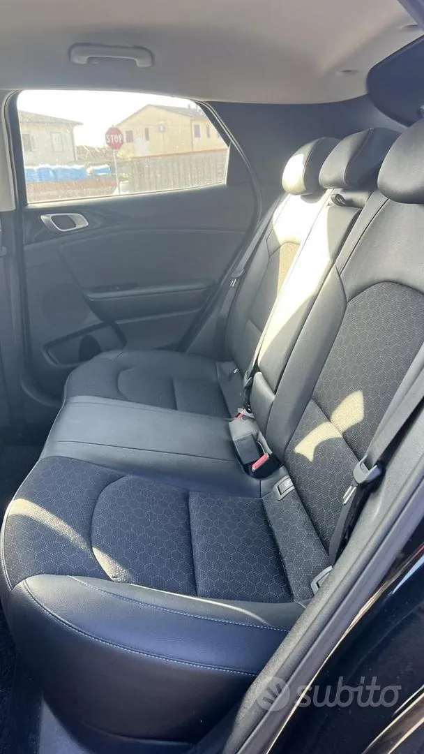 Kia Xceed 2023 photo 4