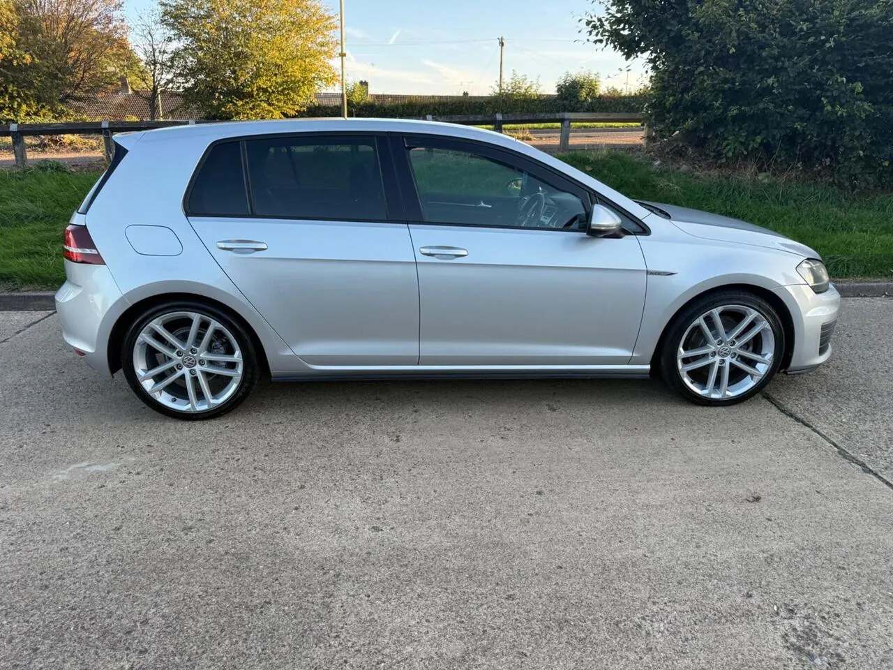 Volkswagen Golf 2014 photo 3