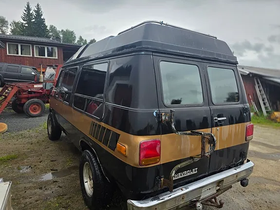 Chevrolet G30 1990 photo 4