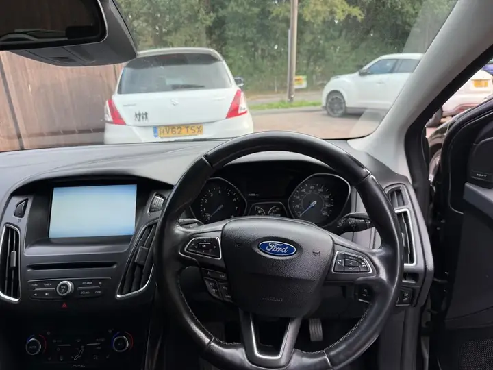 Ford Focus 2014 photo 5