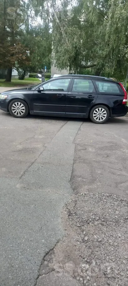Volvo V50 2006 photo 2