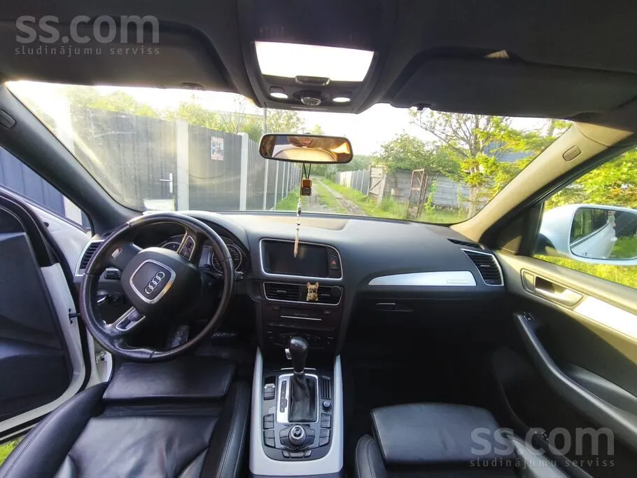 Audi Q5 2011 photo 4