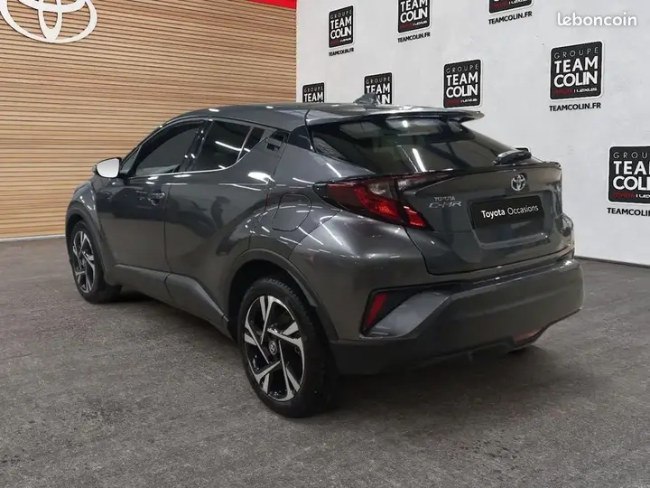 Toyota C-Hr 2023 photo 3