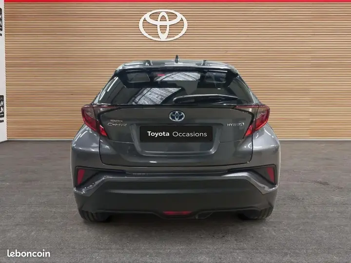 Toyota C-Hr 2023 photo 4