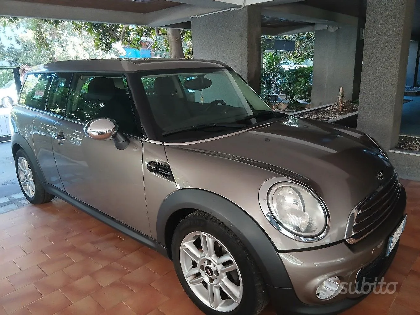 Mini Clubman 2012 photo 5